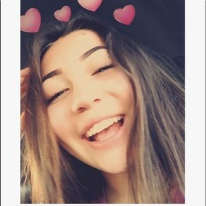 Meet your Posher, Ana